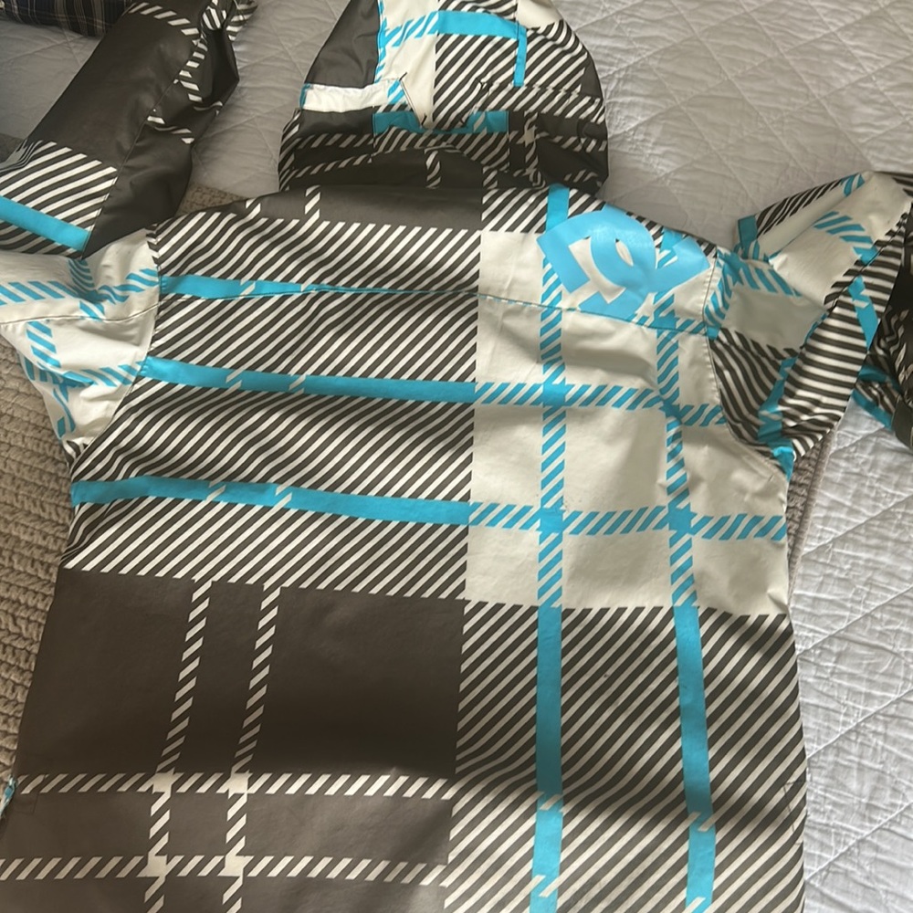 DC ski jacket - Picture 3 of 7
